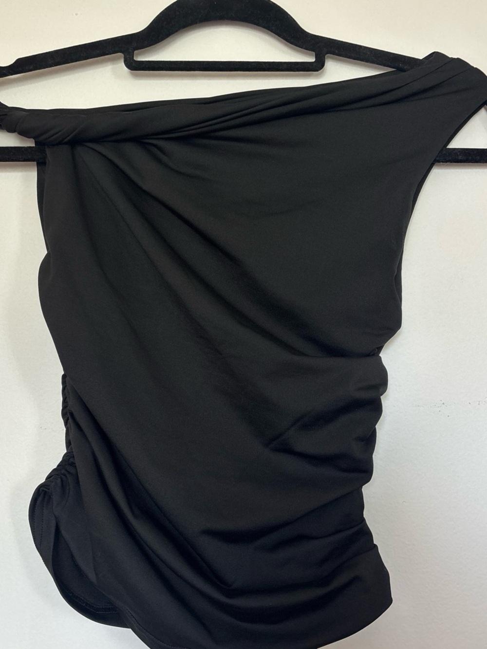 One-Shoulder asymmetrical Black Ruched Top